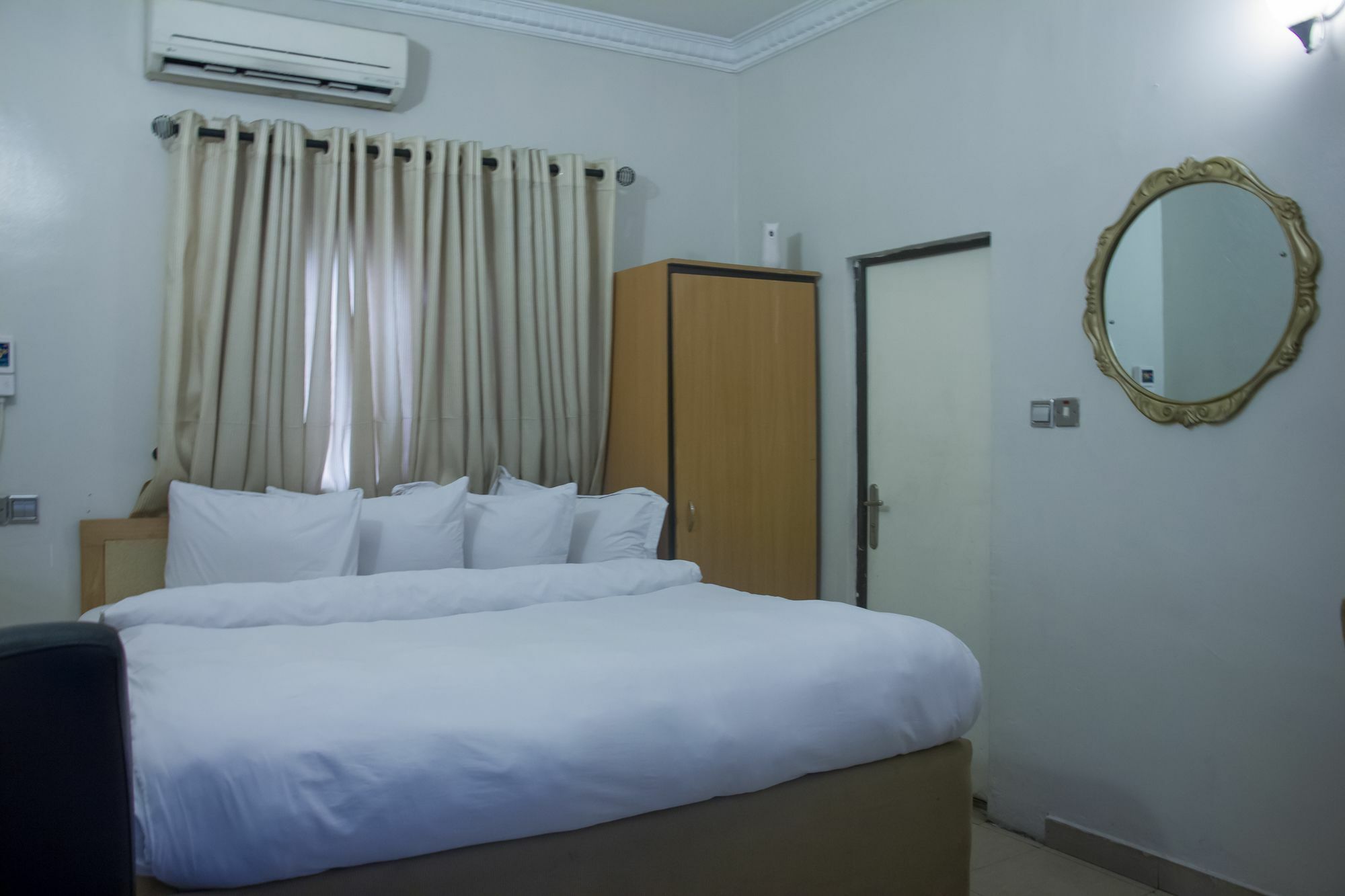 Dv8 Hotel 拉各斯 外观 照片